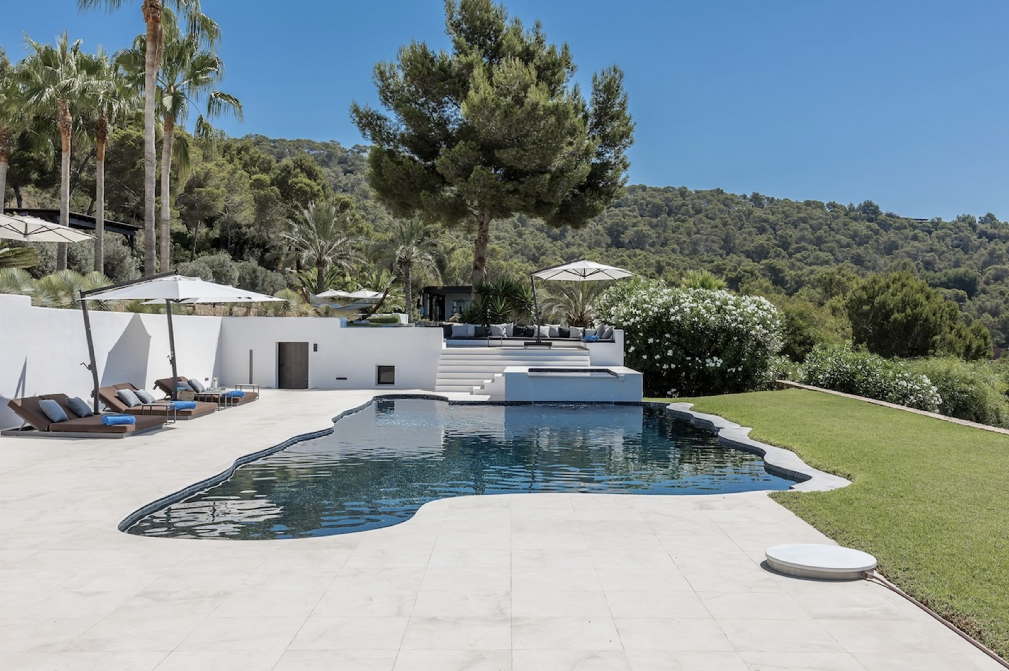 Resa Estates can nemo luxury villa Pep simo Ibiza side pool 2.png